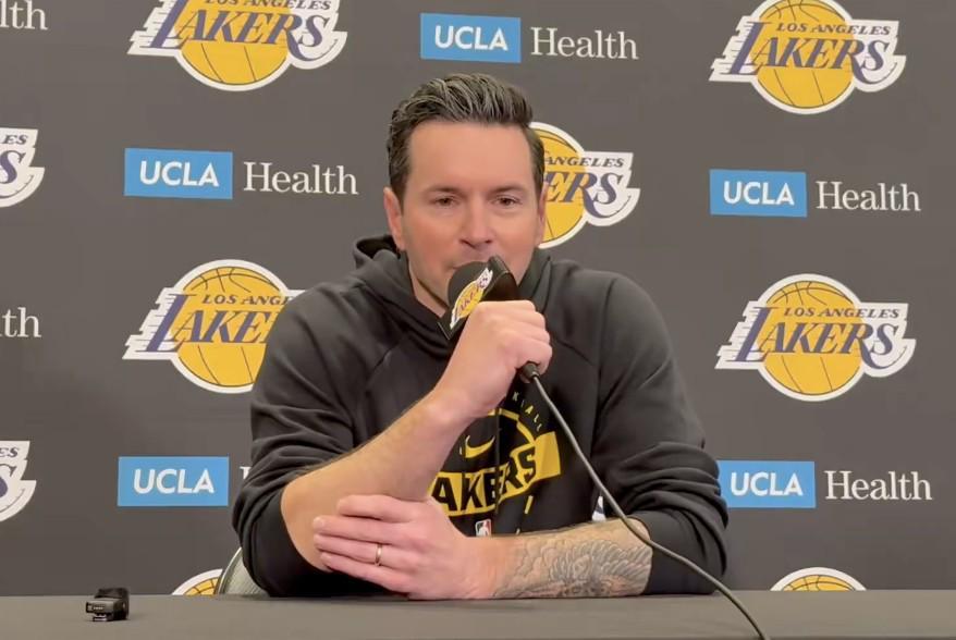 爱游戏官网-与东契奇争吵？雷迪克：太正常不过的沟通，我们俩的关系很好