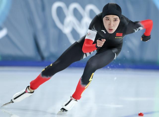 爱游戏登入-韩梅第9！创造速度滑冰女子1500米中国队最佳排名