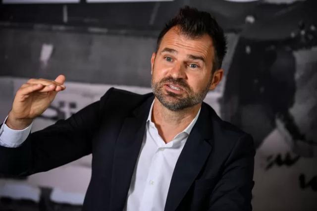 爱游戏网页-莱科：已与上港球员进行在线沟通 目标中超进前三